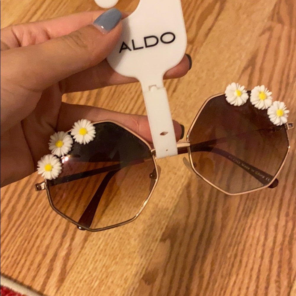 ALDO festival sunglasses